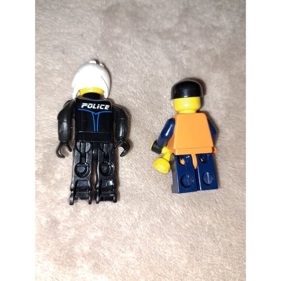 Lego Figures Motorcycle Police man and Construction worker - Picture 4 of 4